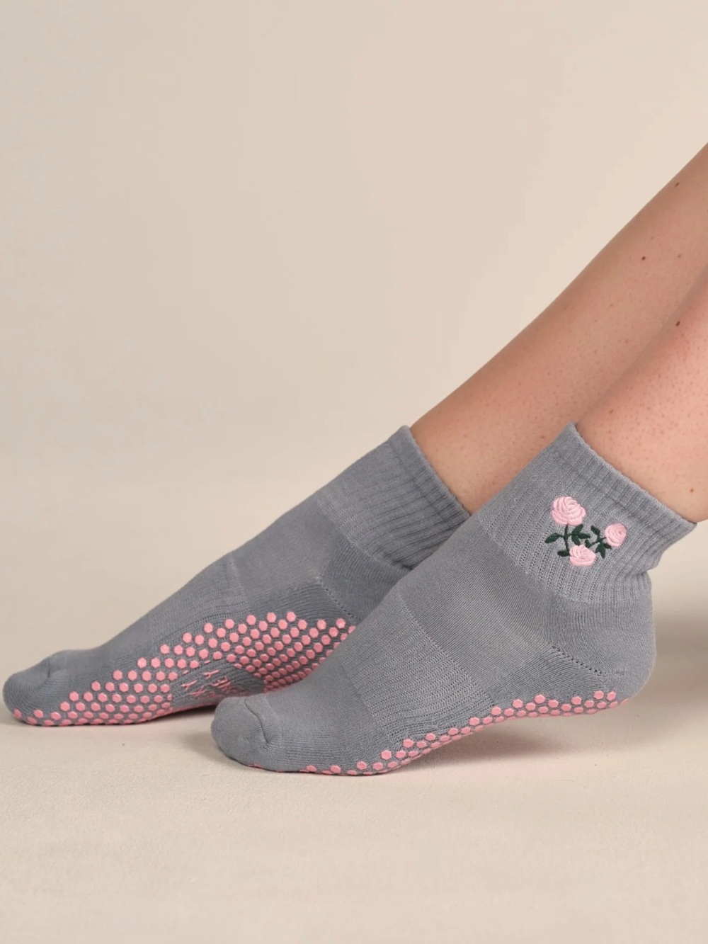Lucky Honey Grip Socks